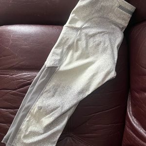 Lululemon Speed-up Crop 17" in "Ocean Spray Citrus Green"